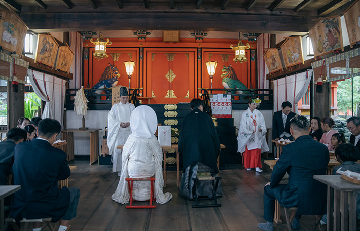 野上八幡宮にて神前結婚式が執り行われました